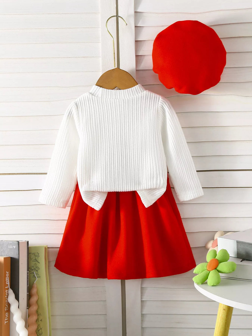 Children'S Floral Applique Ribbed Knit Top & Pleated Skirt Set