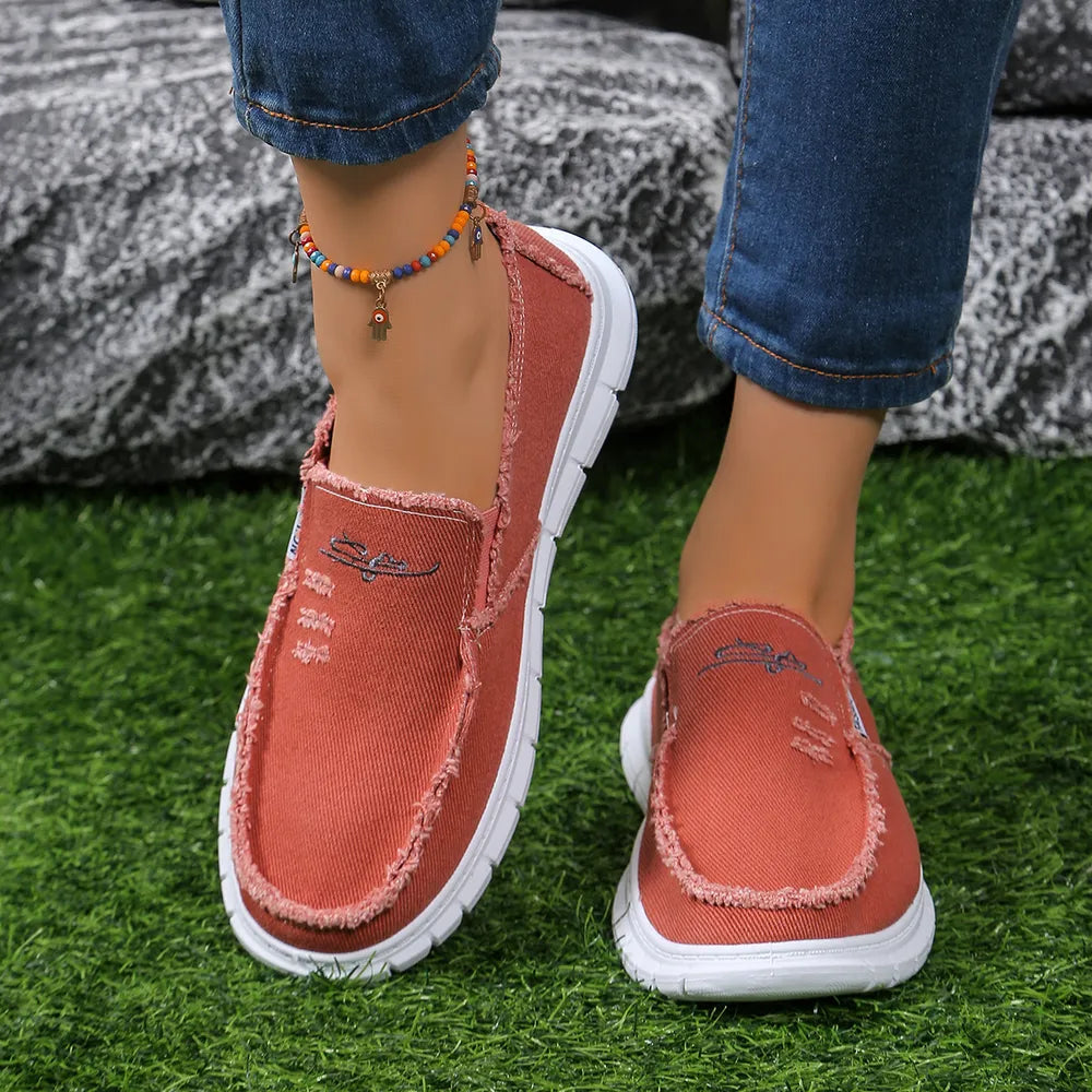 Raw Edge Round Toe Embroidery Flat Slip-Ons