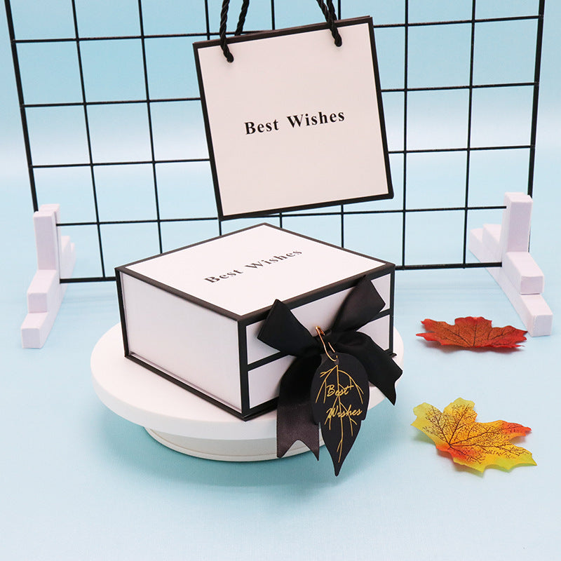 Clamshell Gift Box Lipstick White Square Packaging