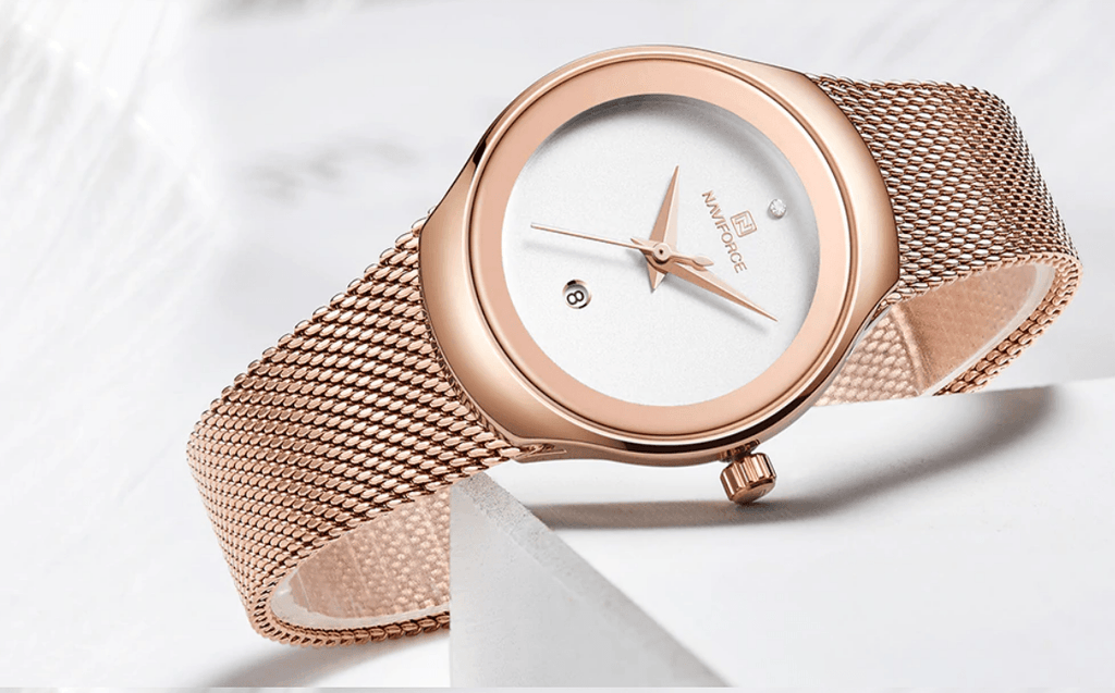 Women's Stainless Steel Watch With Braided Bracelet Excellent