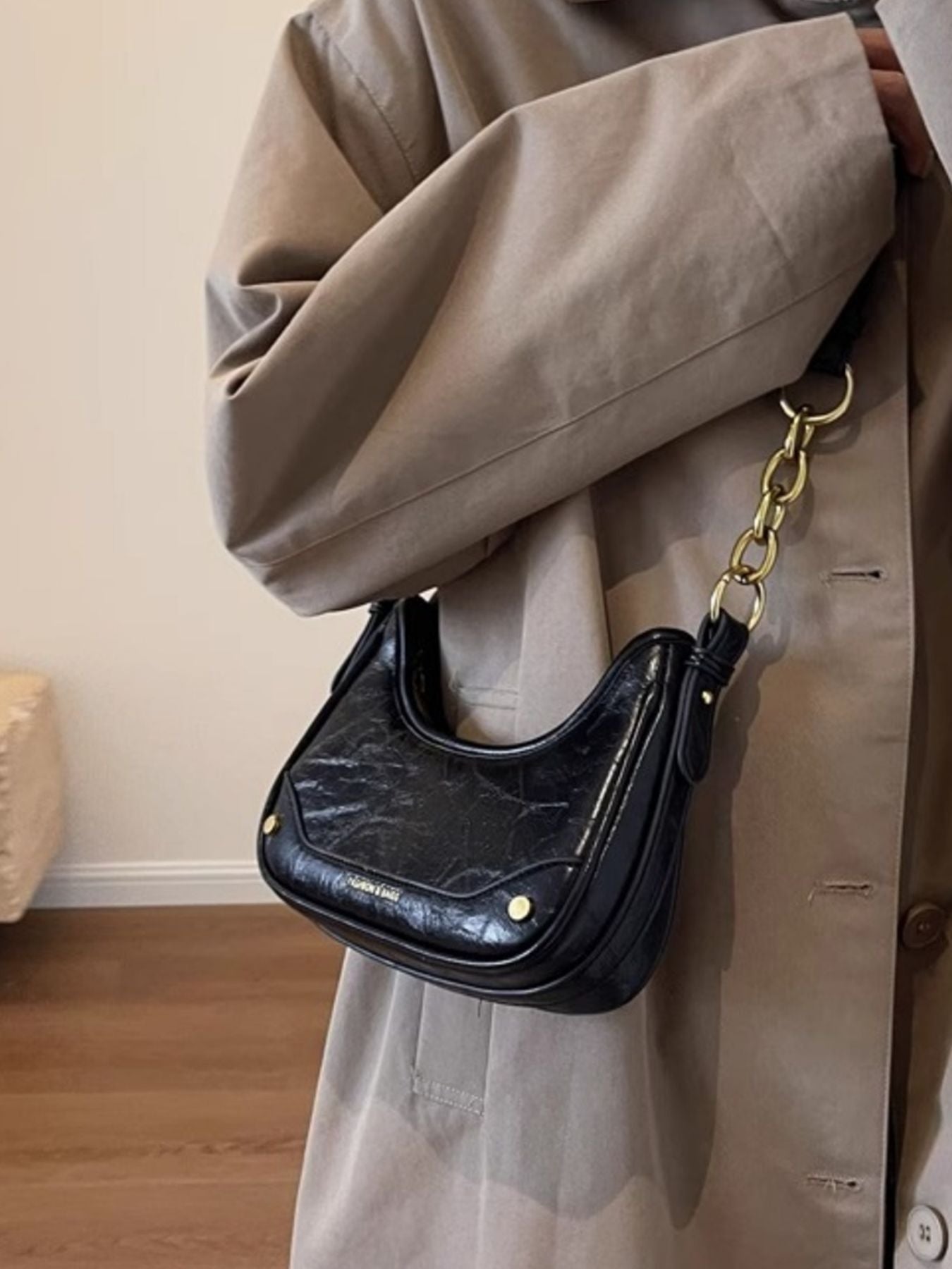 Chain Accent Shoulder Bag