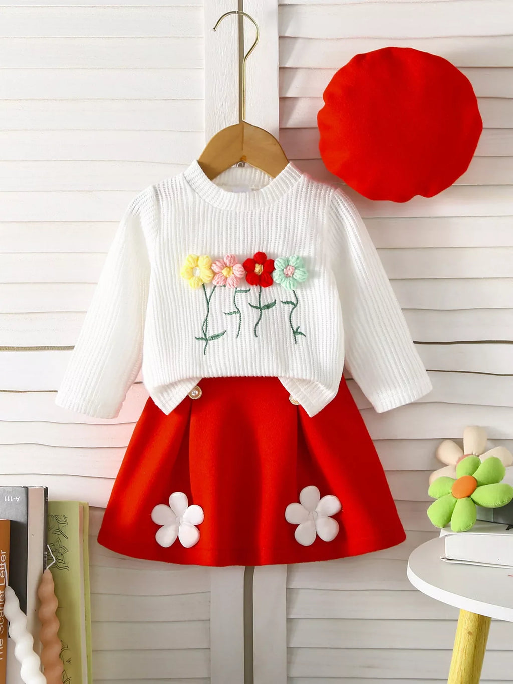 Children'S Floral Applique Ribbed Knit Top & Pleated Skirt Set