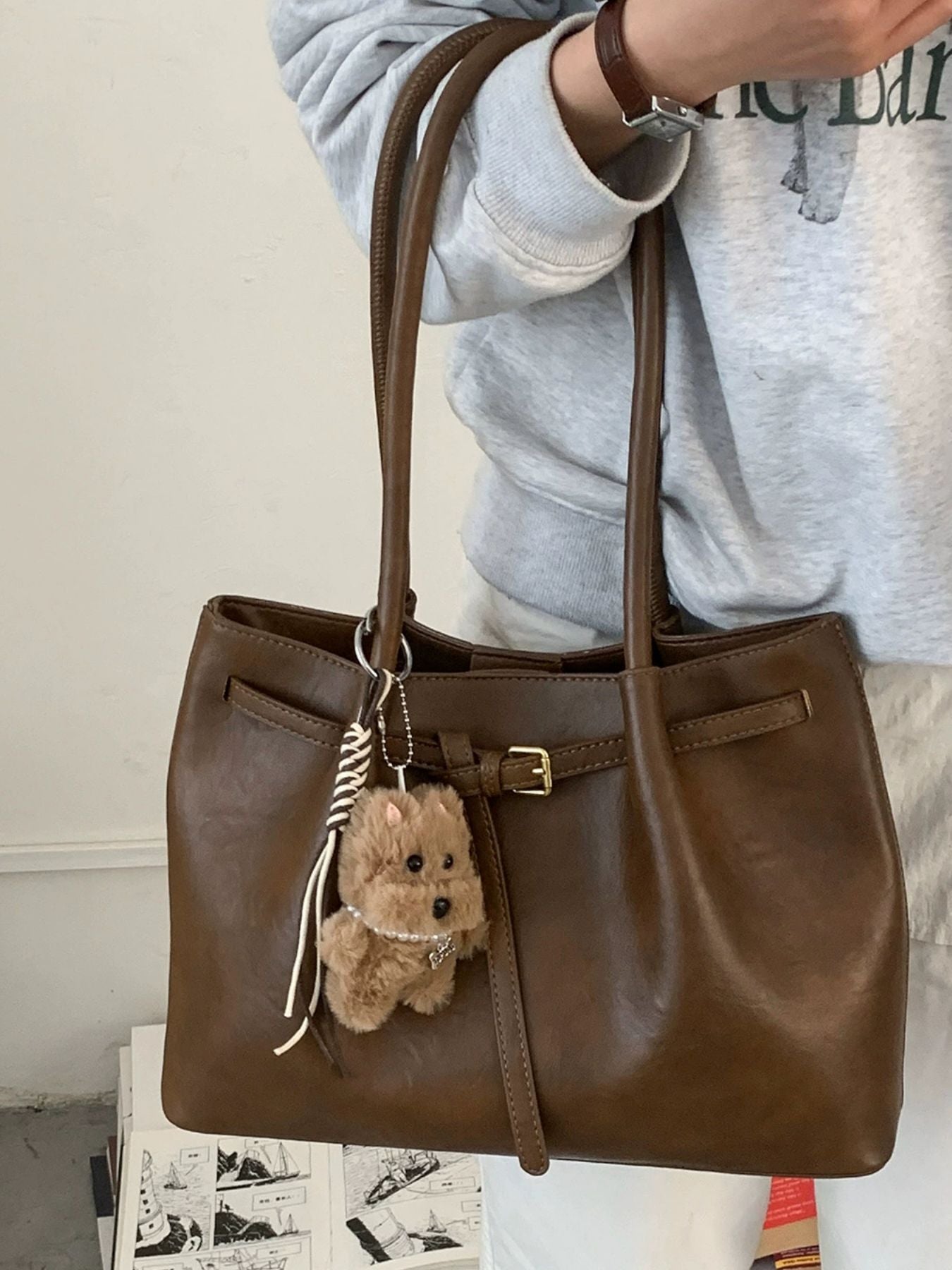 Buckle Decor Leather Shoulder Bag