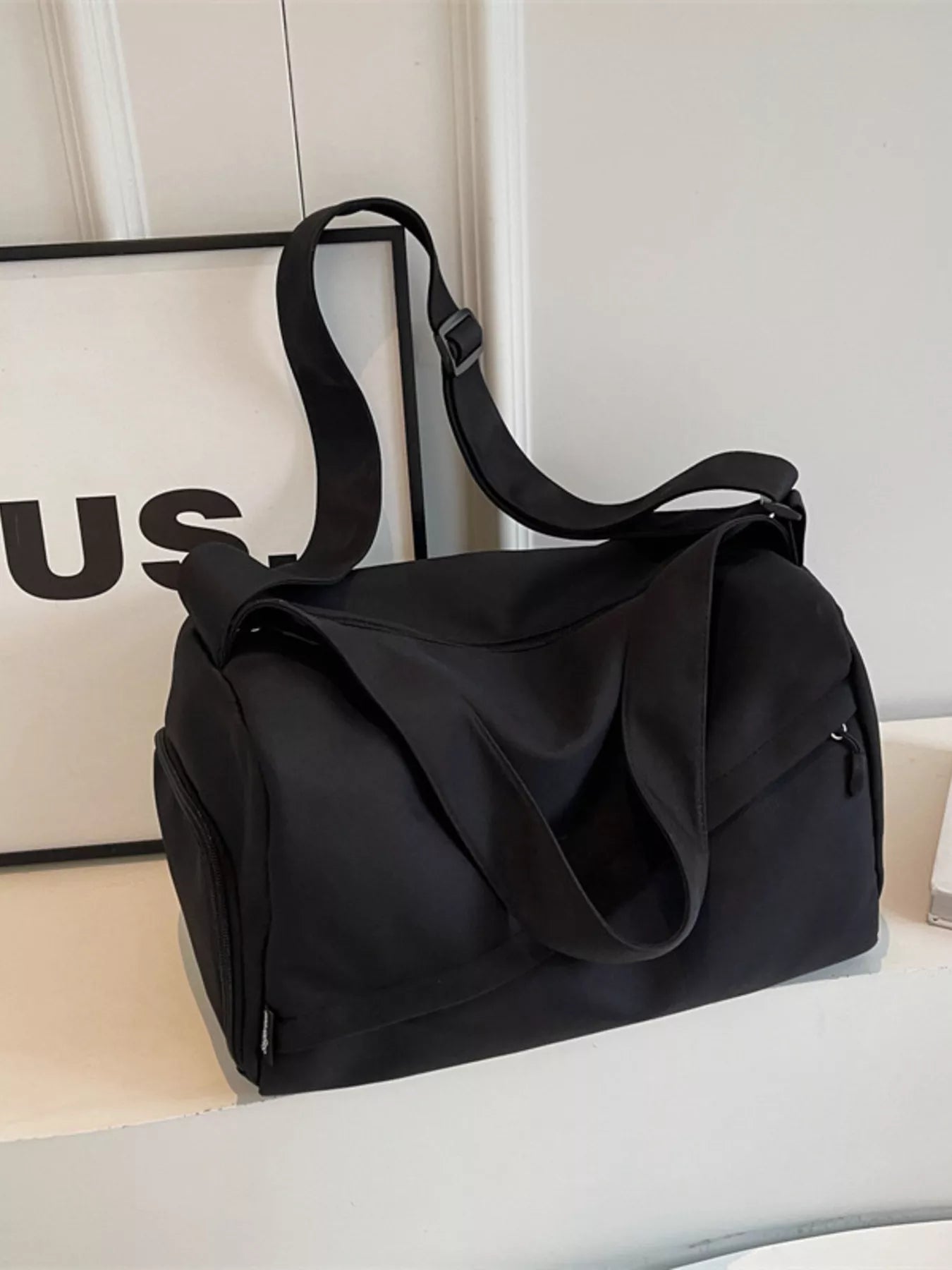 Adjustable Strap Solid Color Travel Bag