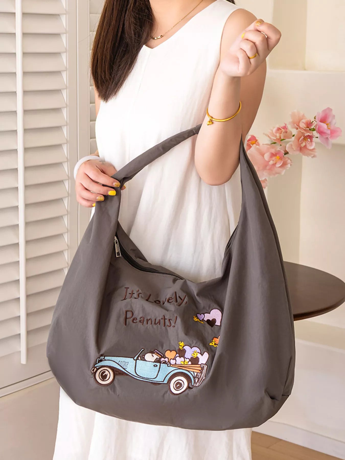 Casual Handbag with Zipper