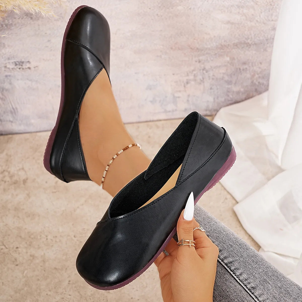 Round Toe Flats Slip-Ons
