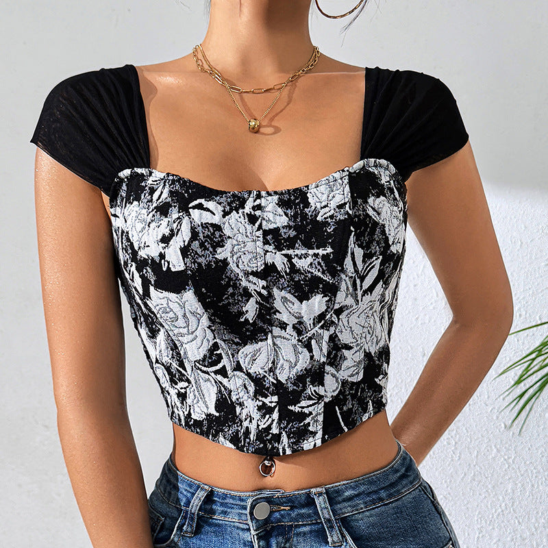 Printed ultra short crop top with exposed navel for summer