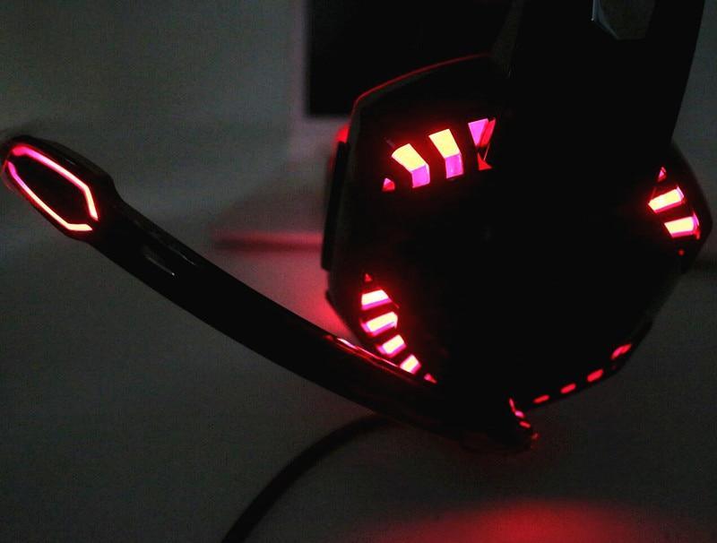 STEVVEX G2000 G9000 Gaming Headsets Big Headphones with Light Mic