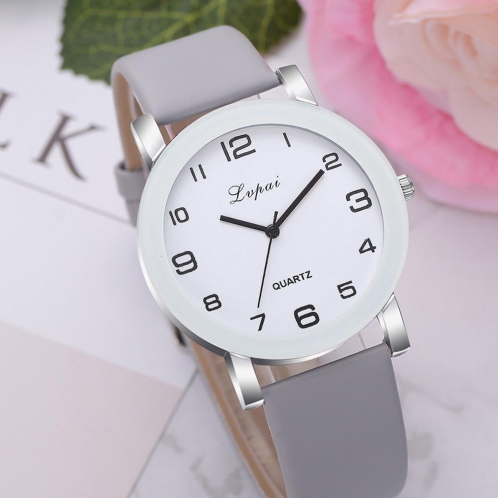 Woman's Watch Fashion Simple White Quartz Wristwatches Sport