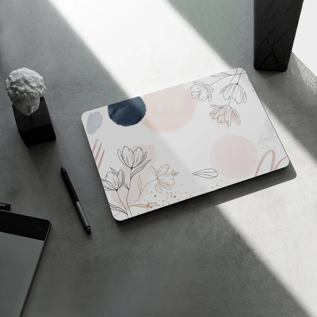 MacBook Pro 14-inch (M1–M5, M5 Pro/M5 Max) Case - Watercolor Floral Design