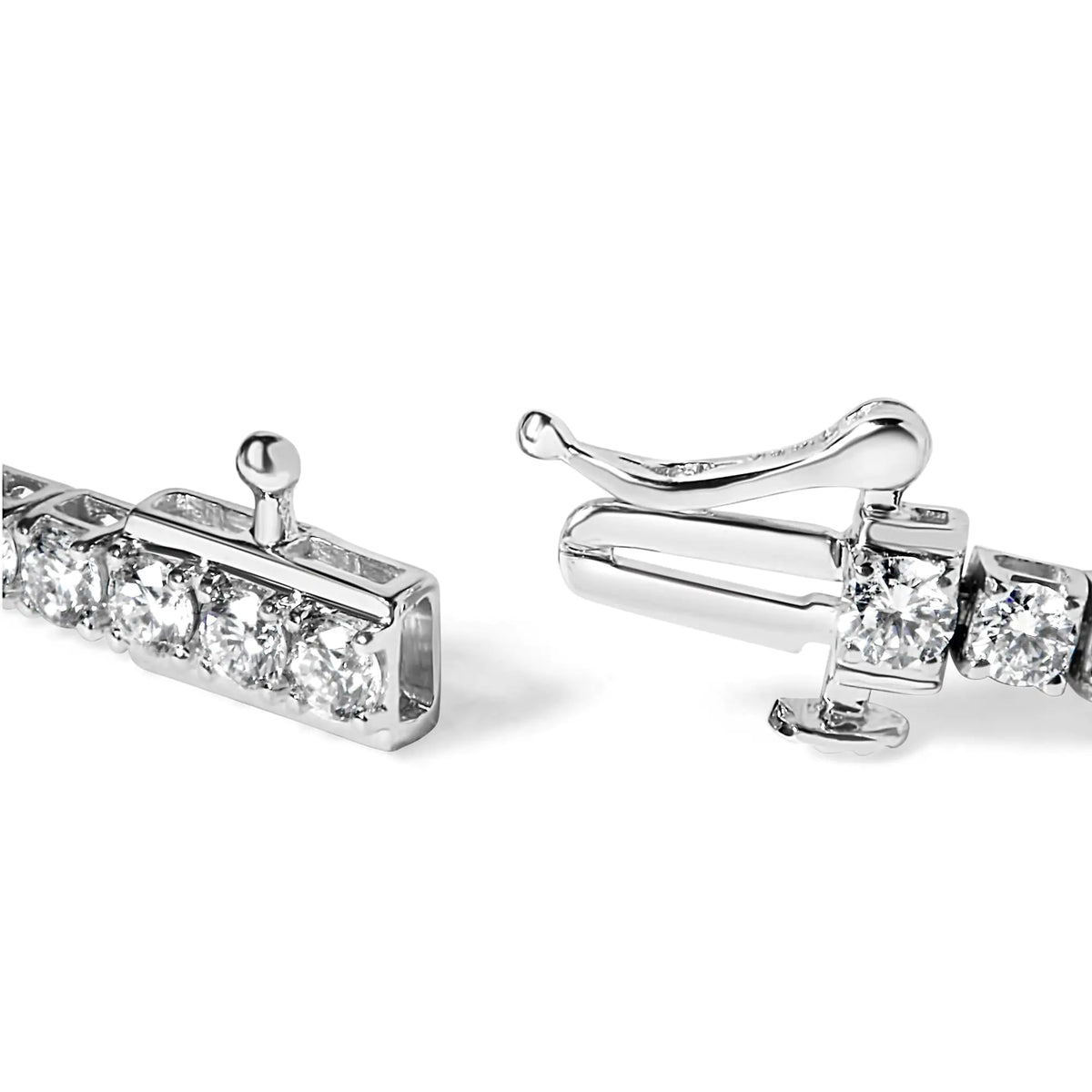 14K White Gold Diamond Tennis Bracelet