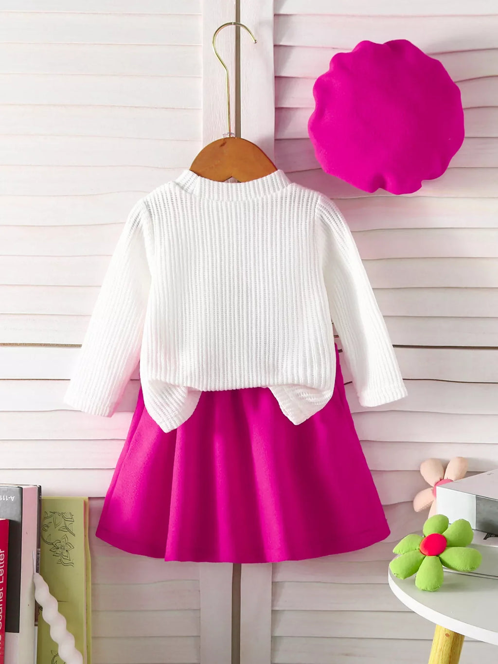 Children'S Floral Applique Ribbed Knit Top & Pleated Skirt Set