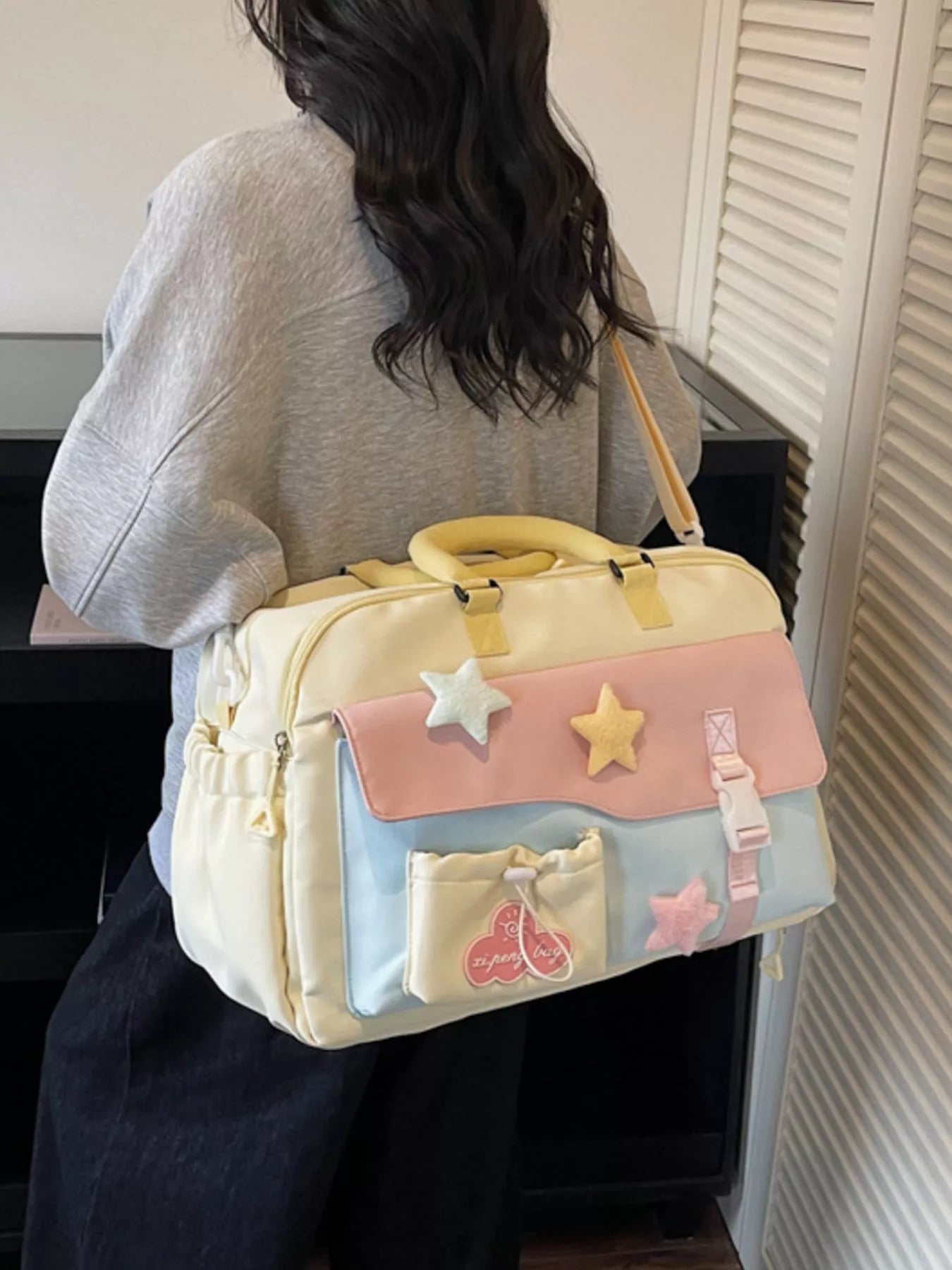 Color Block Star & Cloud Embellished Travel Bag
