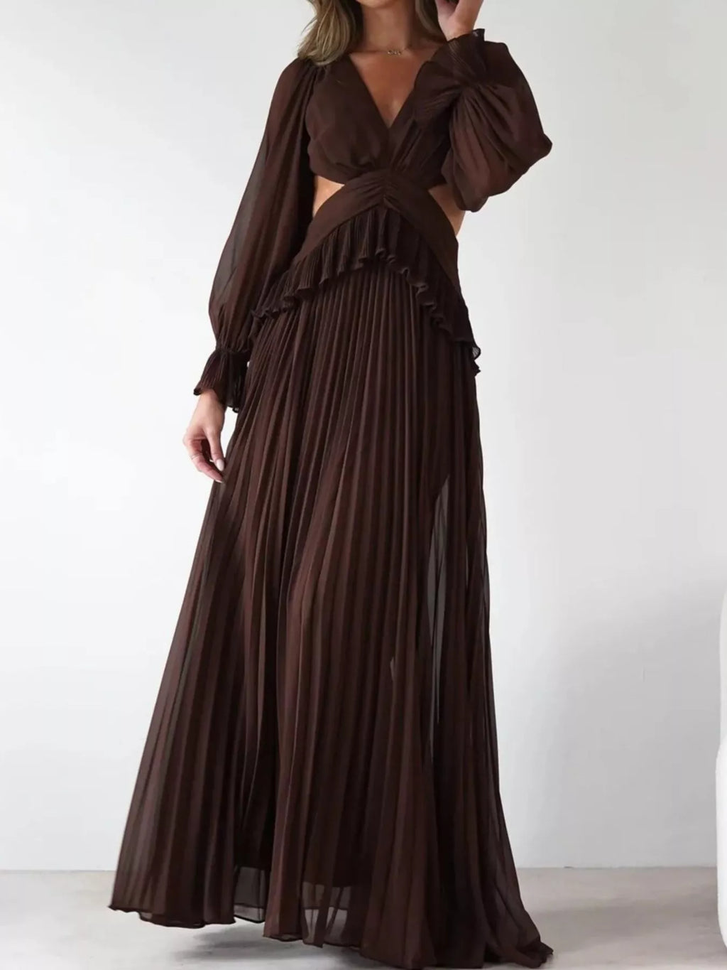 Backless Pleated Long Sleeve Maxi Dress