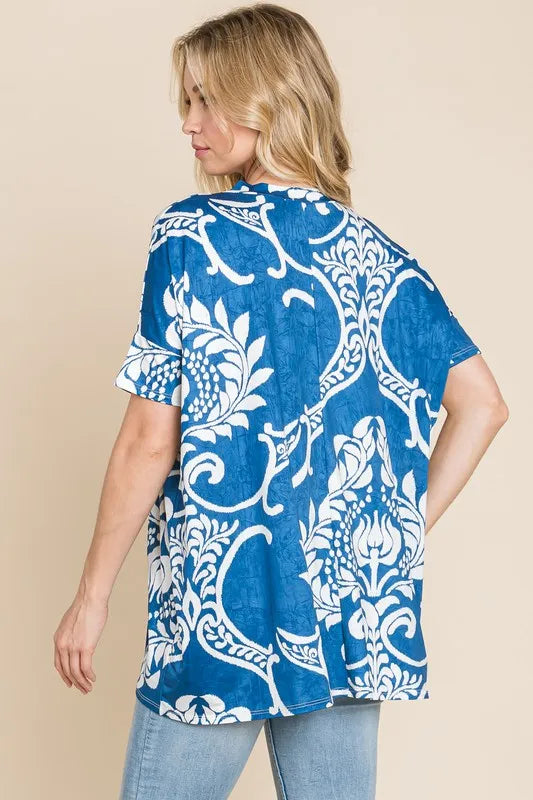 BOMBOM Printed Relaxed V-Neck Tunic Top