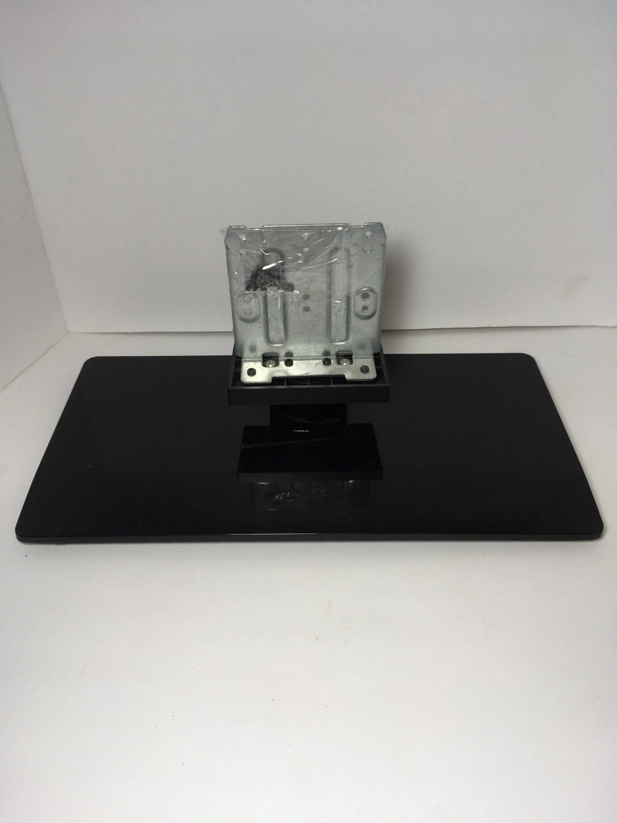 Westinghouse VR-3235 Stand
