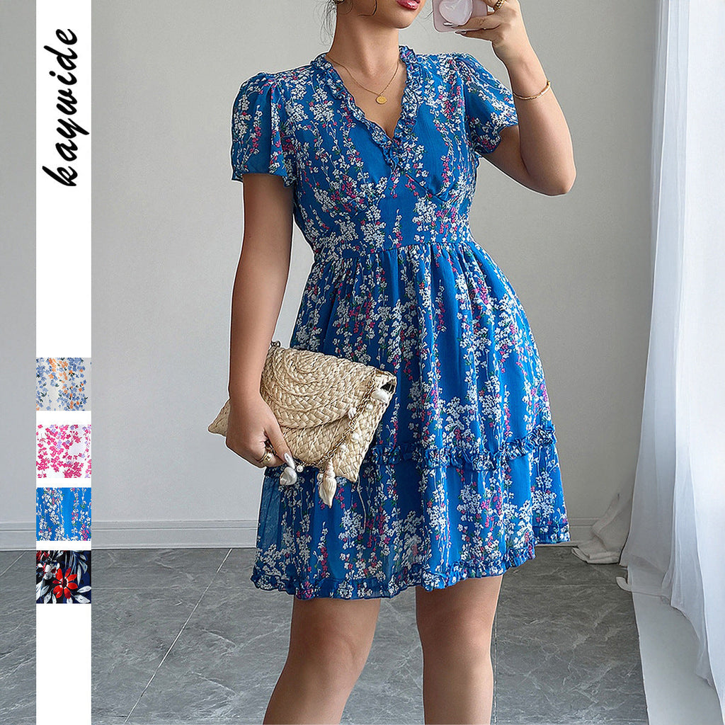 Simple deep V-floral dress dress